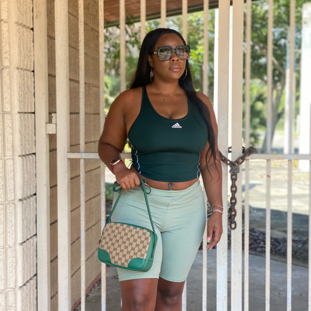 Gucci Bree Gg supreme green Beige canvas leather crossbody bag